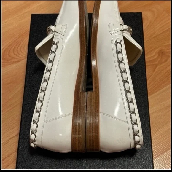 CHANEL Cream Loafers with Silver Chain Detail - Picture 4 of 8